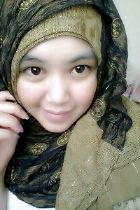 indonesian- jilbab toge