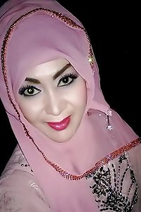 tante jilbab hot